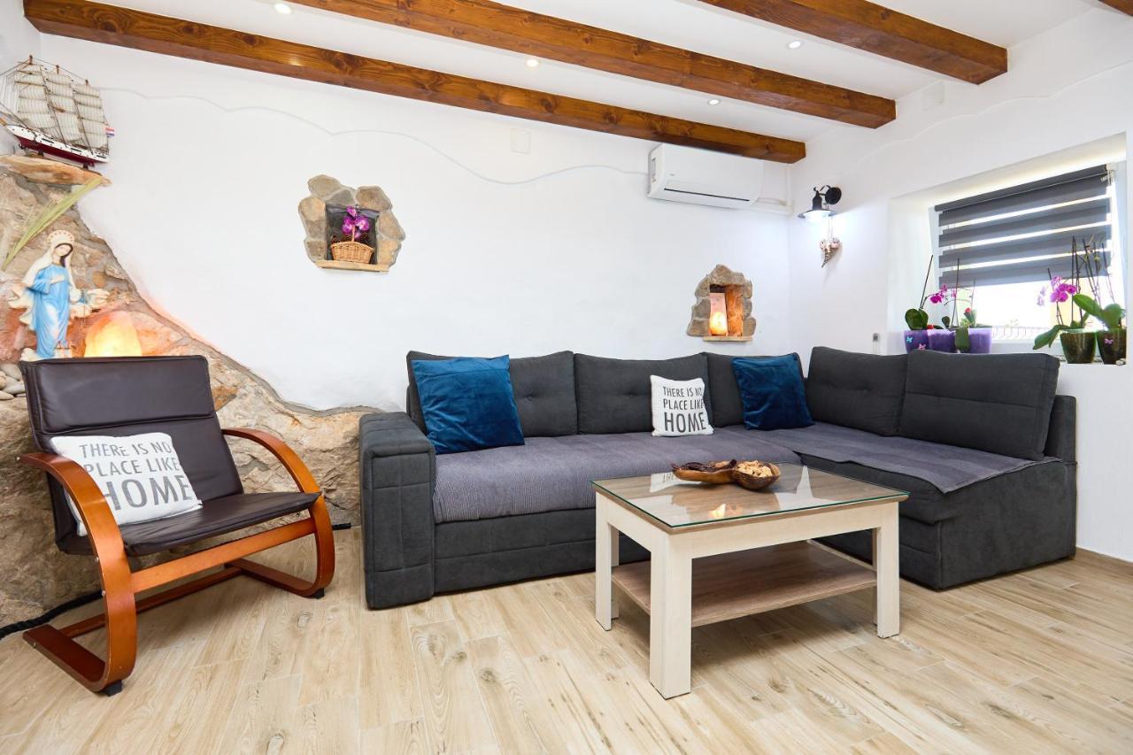 Stone House Biskup Apartment Babino Polje Екстериор снимка