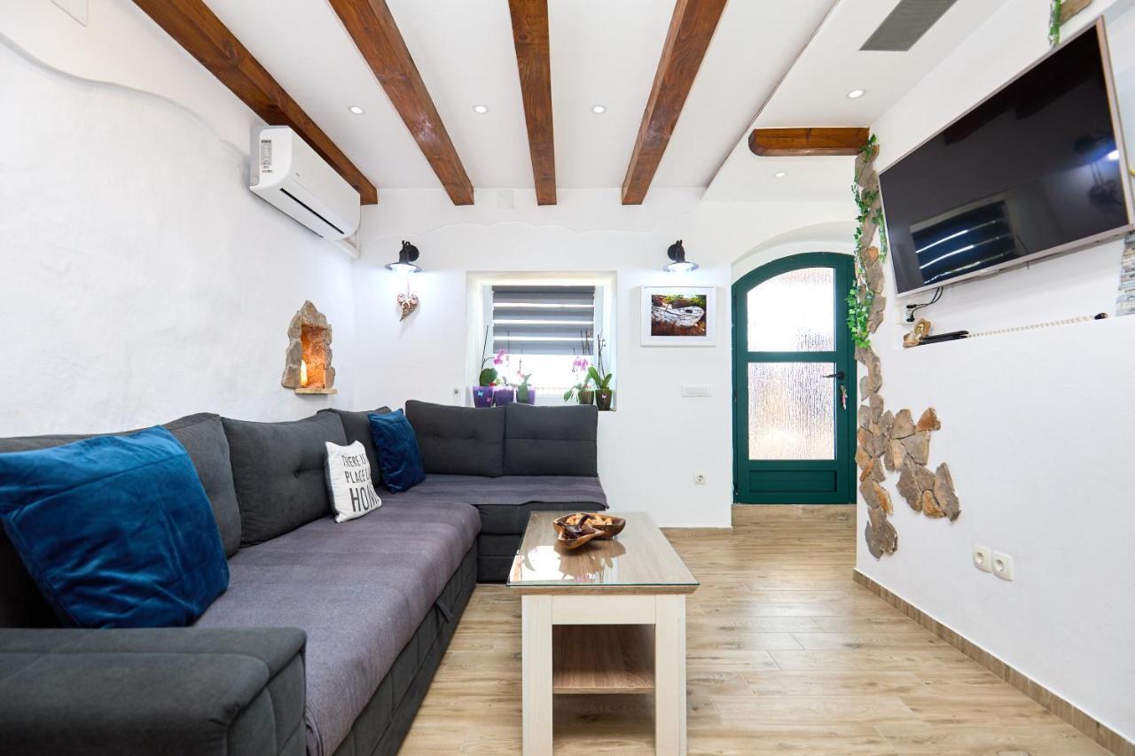 Stone House Biskup Apartment Babino Polje Екстериор снимка